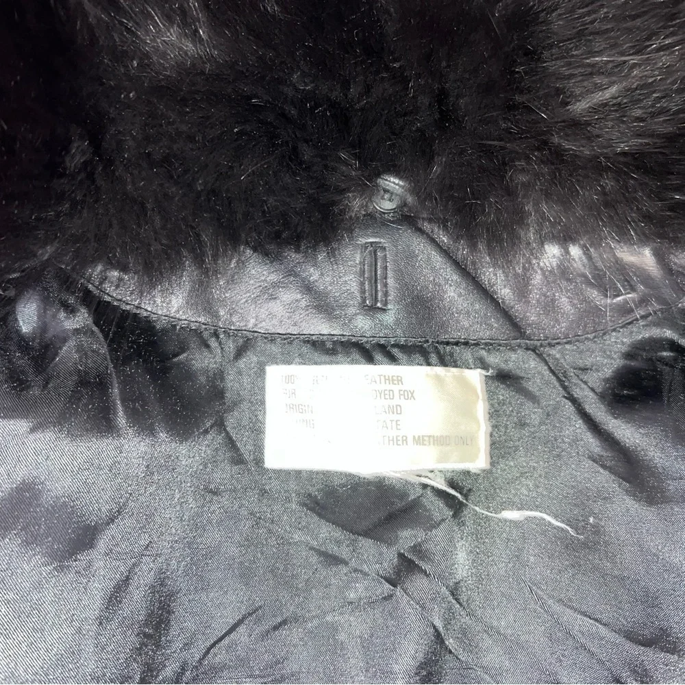 Vintage Black Leather Coat Fox Fur Trim Hood - Picture 4 of 6
